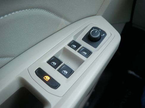 Used 2022 Volkswagen Atlas SE image 22