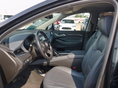 Used 2019 Buick Enclave Essence AWD/4WD image 14