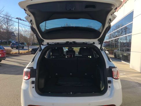 New 2024 Jeep Compass Trailhawk w/ Sun and Sound Group image 9