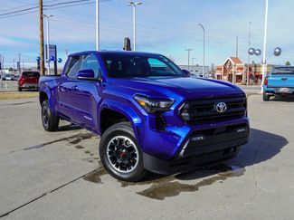 Certified 2025 Toyota Tacoma SR5 video 2