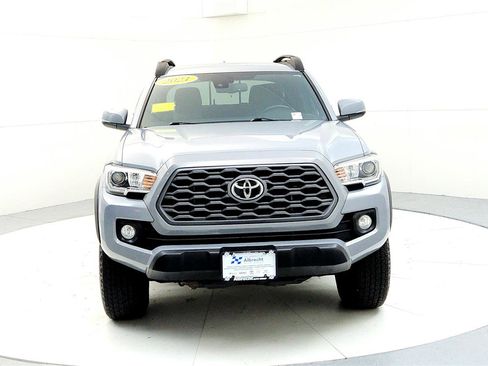 Certified 2021 Toyota Tacoma TRD Off-Road image 8