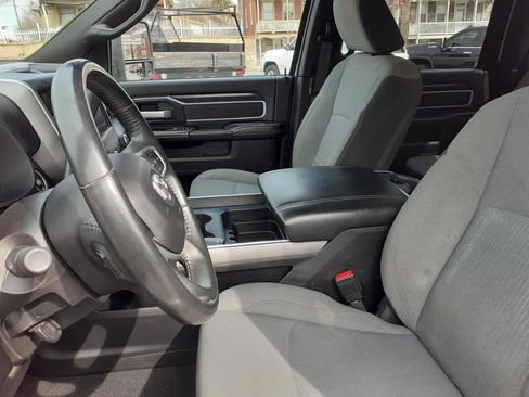 Used 2024 RAM 2500 Big Horn w/ Off Road Package image 11