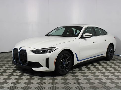 Used 2023 BMW i4 eDrive35 w/ Premium Package RWD image 38