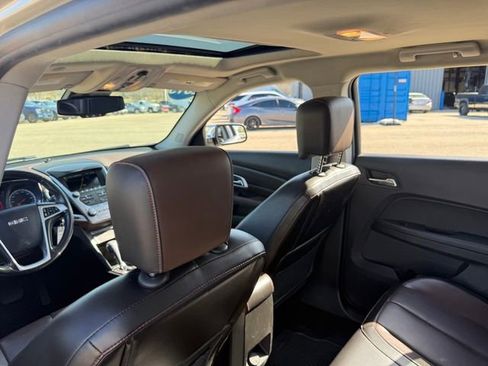 Used 2015 GMC Terrain SLT w/ Chrome Edition image 17