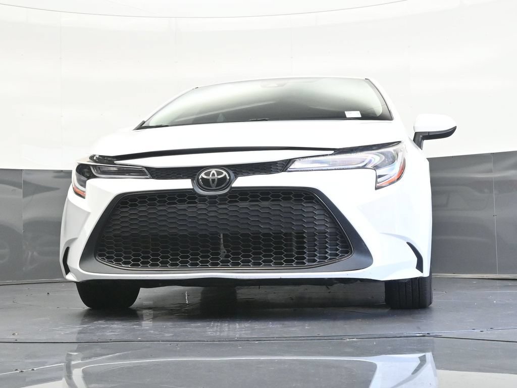 Used 2021 Toyota Corolla LE FWD image 30