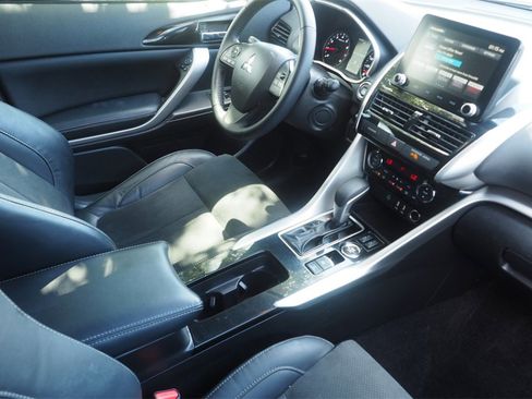 Used 2023 Mitsubishi Eclipse Cross SE image 22