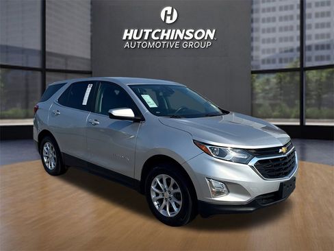 Used 2021 Chevrolet Equinox LT image 1