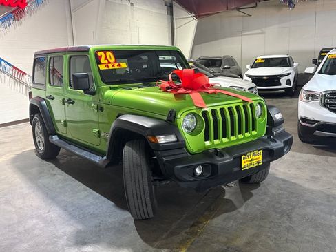 Used 2020 Jeep Wrangler Unlimited Sport S AWD/4WD image 2