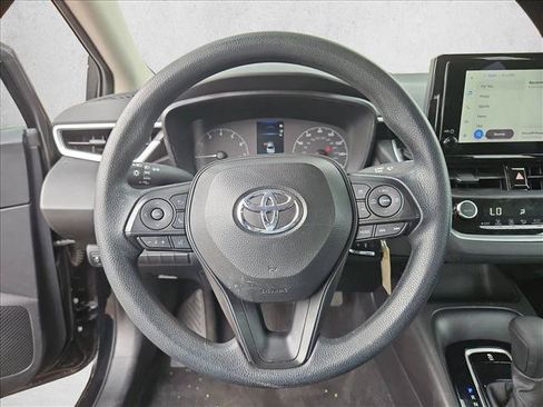Used 2024 Toyota Corolla LE FWD image 13
