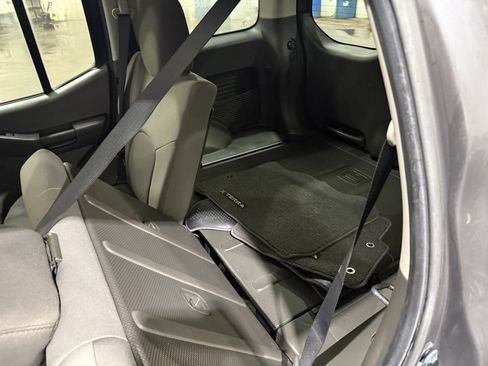 Used 2012 Nissan Xterra S w/ Value Package image 39
