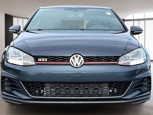 Used 2018 Volkswagen GTI S image 2