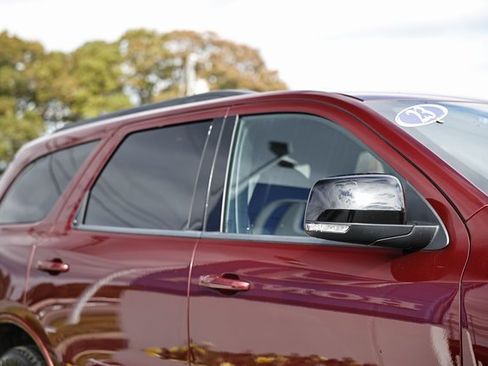 Used 2023 Dodge Durango GT image 13