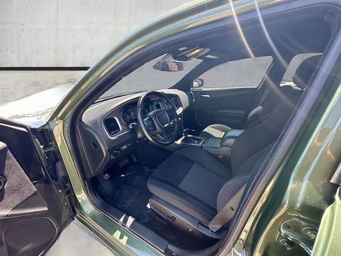 Used 2022 Dodge Charger R/T w/ Blacktop Package image 19