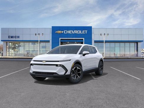 New 2026 Chevrolet Equinox EV LT image 8