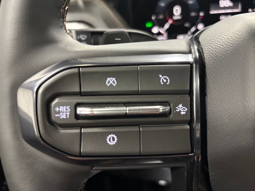 Used 2026 GMC Yukon XL AT4 w/ AT4 Premium Package AWD/4WD image 19