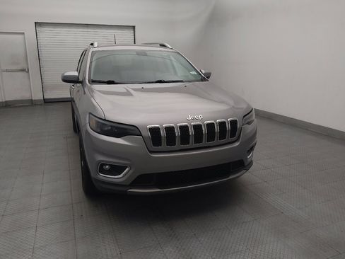 Used 2019 Jeep Cherokee Limited AWD/4WD image 14