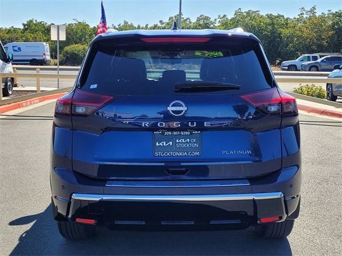 Used 2024 Nissan Rogue Platinum w/ Platinum Premium Package image 5