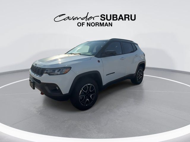 Used 2026 Jeep Compass Trailhawk AWD/4WD image 4