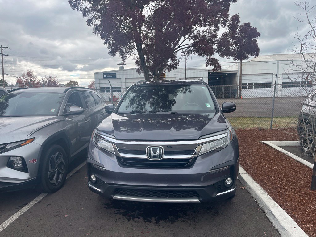 Used 2022 Honda Pilot Touring image 1