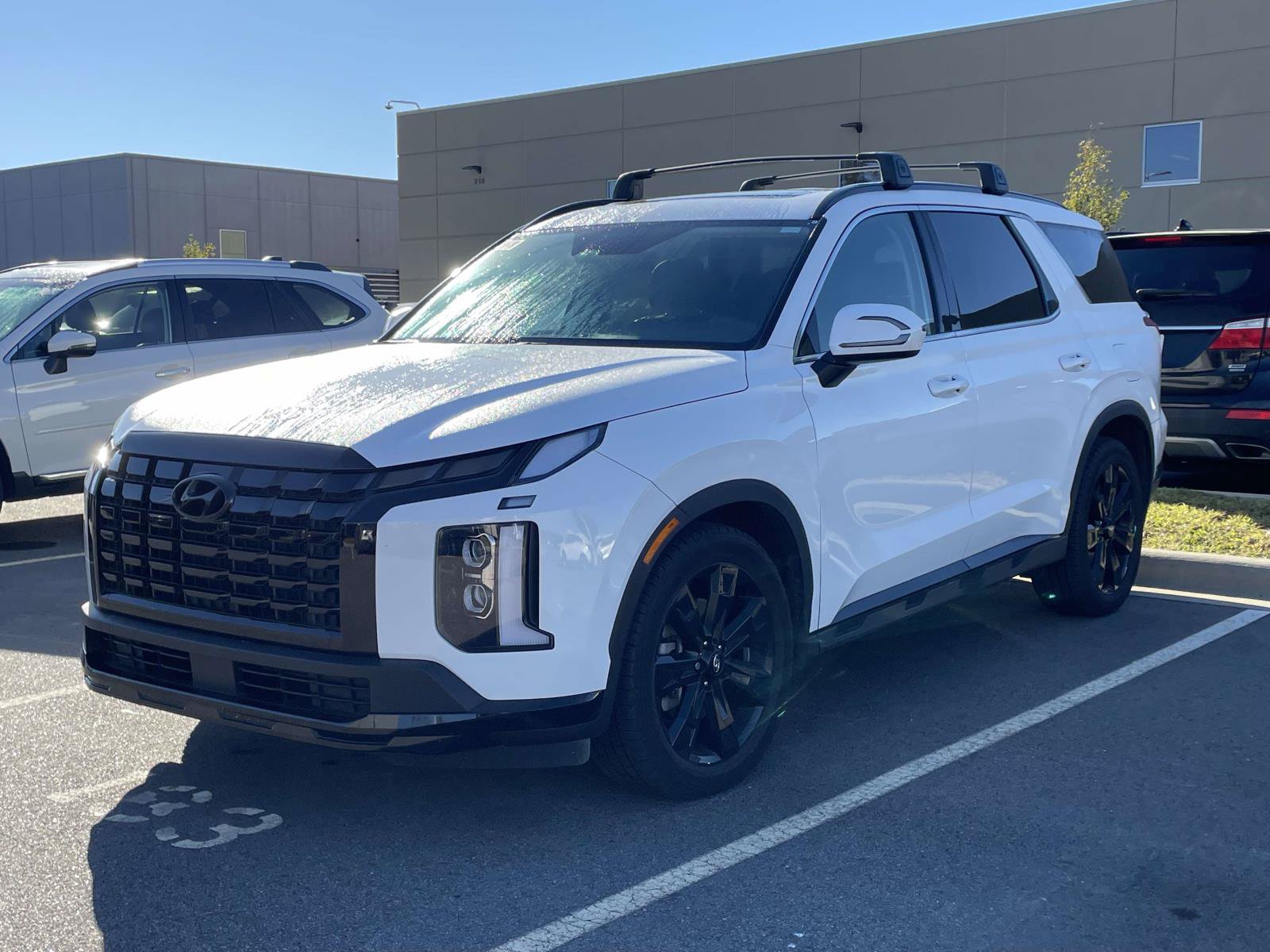 Used 2023 Hyundai Palisade XRT w/ Cargo Package FWD image 2