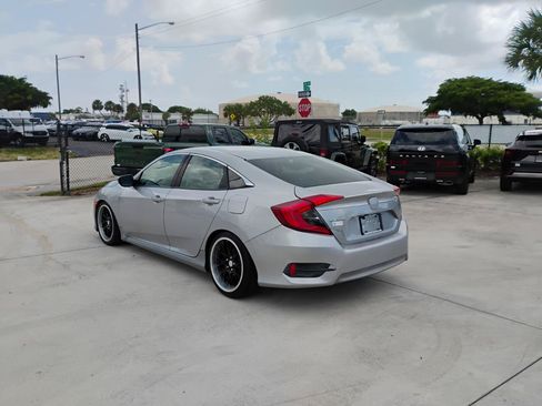 Used 2017 Honda Civic LX image 3