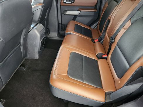 Used 2022 Ford Bronco Outer Banks w/ Sasquatch Package AWD/4WD image 30