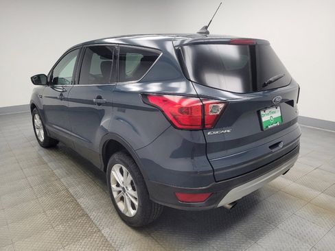 Used 2019 Ford Escape SE image 5