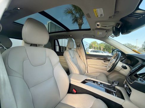 Used 2018 Volvo XC90 T5 Momentum w/ Convenience Package FWD image 25