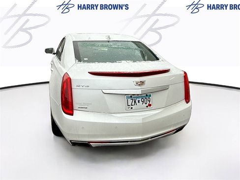 Used 2017 Cadillac XTS Luxury w/ Driver Awareness Package image 9