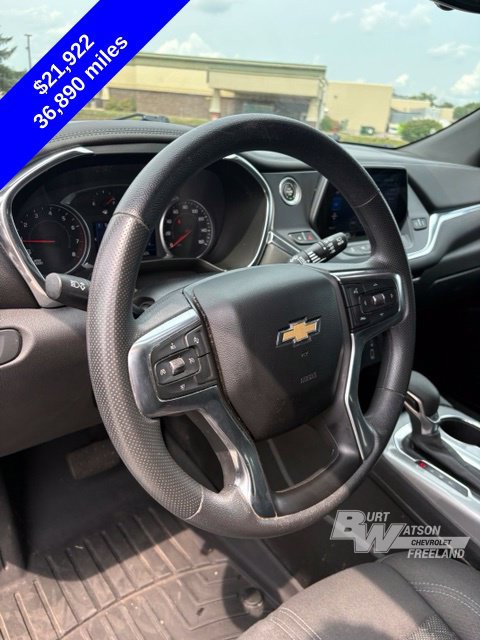 Used 2022 Chevrolet Blazer LT FWD image 19