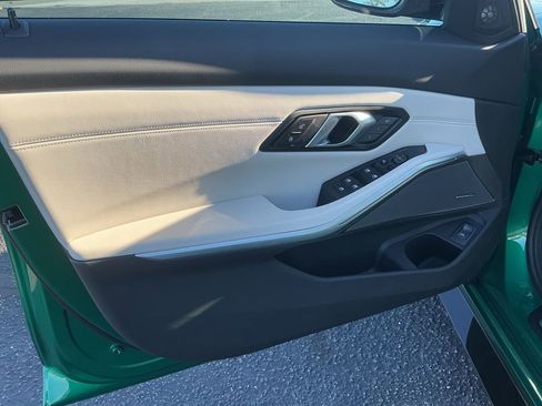 Used 2025 BMW M3 Competition image 9