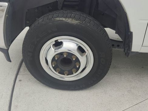 Used 2024 RAM 3500 Tradesman w/ Chrome Appearance Group image 76