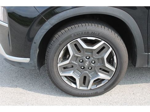 Used 2023 Hyundai Santa Fe Limited image 9