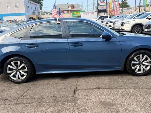 Used 2025 Honda Civic LX image 11