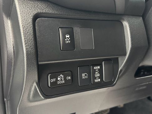 Used 2022 Toyota Tacoma TRD Sport w/ Technology Package image 16