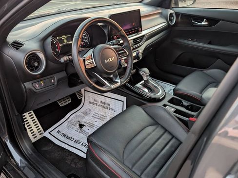 Used 2023 Kia Forte GT w/ GT2 Package image 12