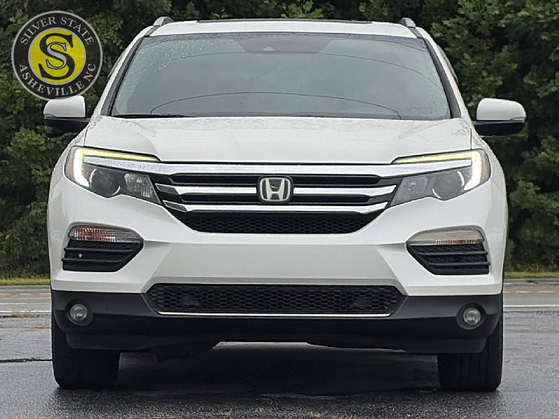 Used 2016 Honda Pilot Touring image 2