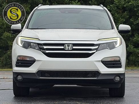 Used 2016 Honda Pilot Touring image 2