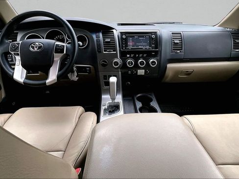 Used 2017 Toyota Sequoia Limited AWD/4WD image 6