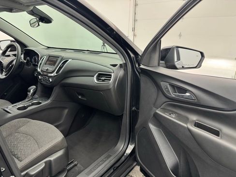 Used 2024 Chevrolet Equinox LT image 30