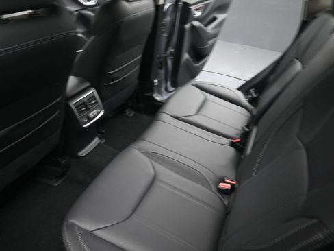 Used 2024 Subaru Forester Touring AWD/4WD image 36