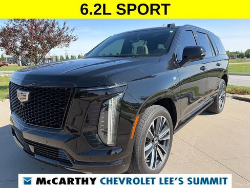 Used 2025 Cadillac Escalade Sport w/ Touring Package AWD/4WD image 4