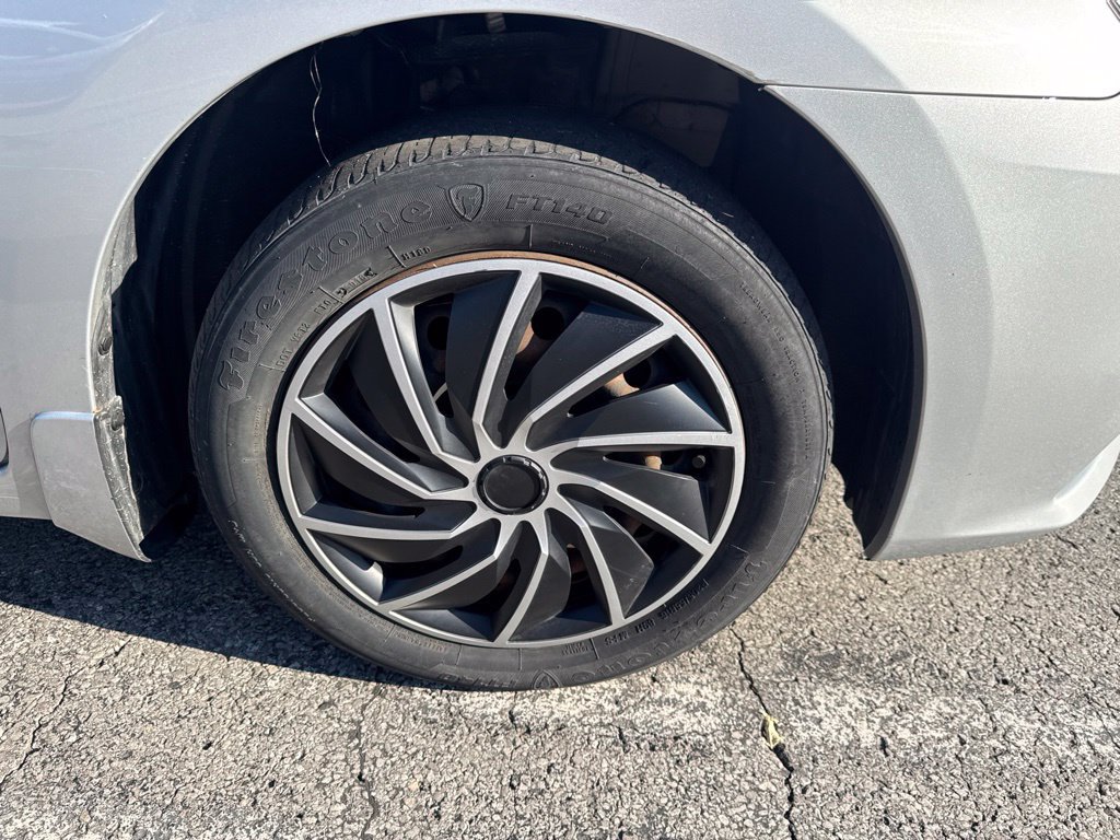 Used 2017 Nissan Sentra S FWD image 34