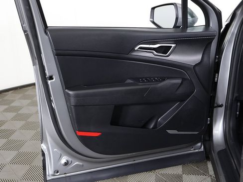 Used 2024 Kia Sportage LX image 20