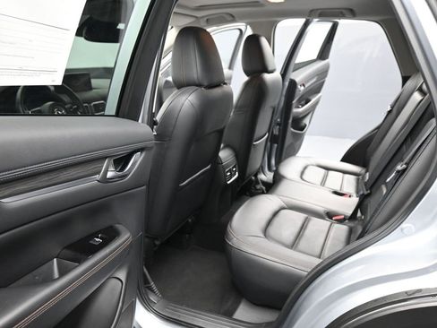 Used 2023 MAZDA CX-5 AWD 2.5 S w/ Premium Package image 16