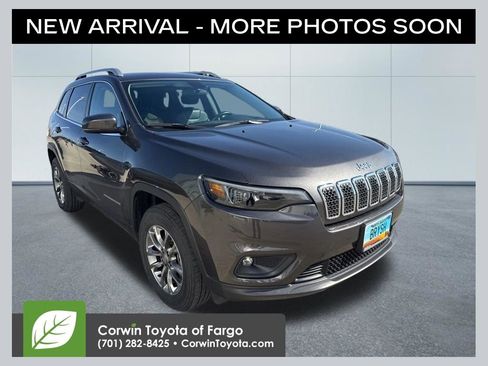 Used 2019 Jeep Cherokee Latitude Plus image 1