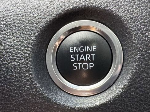 Certified 2025 Toyota Corolla XSE image 21