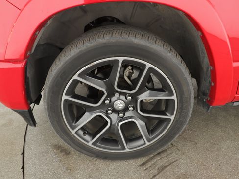 Used 2019 RAM 1500 Laramie image 4