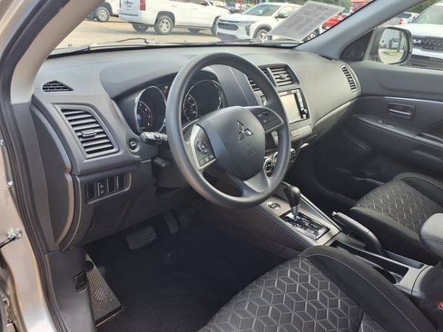 Used 2024 Mitsubishi Outlander Sport ES AWD/4WD image 19