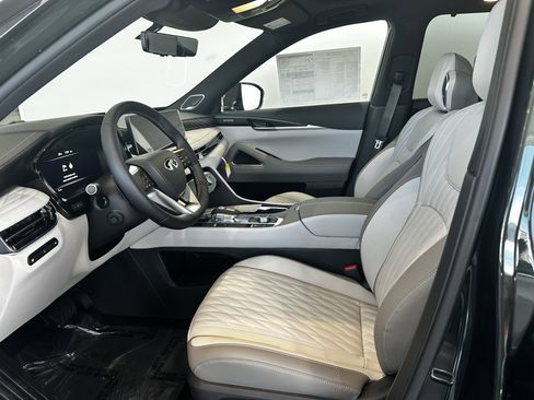 New 2026 INFINITI QX60 Autograph image 18
